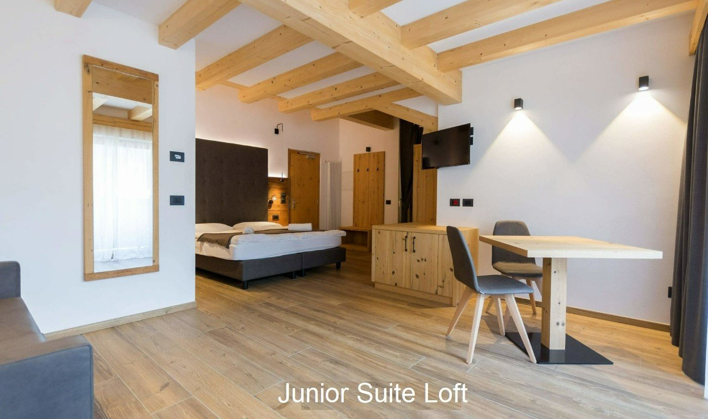 arnica 5 loft.jpg