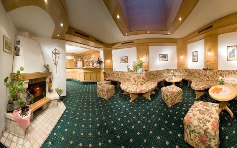Hotel Persura
