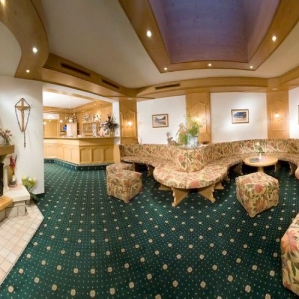 Hotel Persura